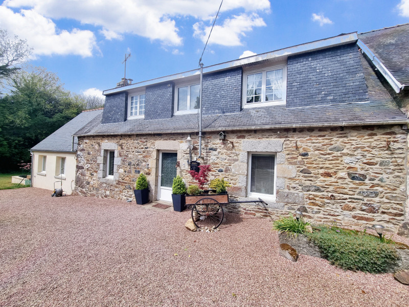 House for sale in Plougonver Côtesd'Armor Stunning 2 bedroom stone