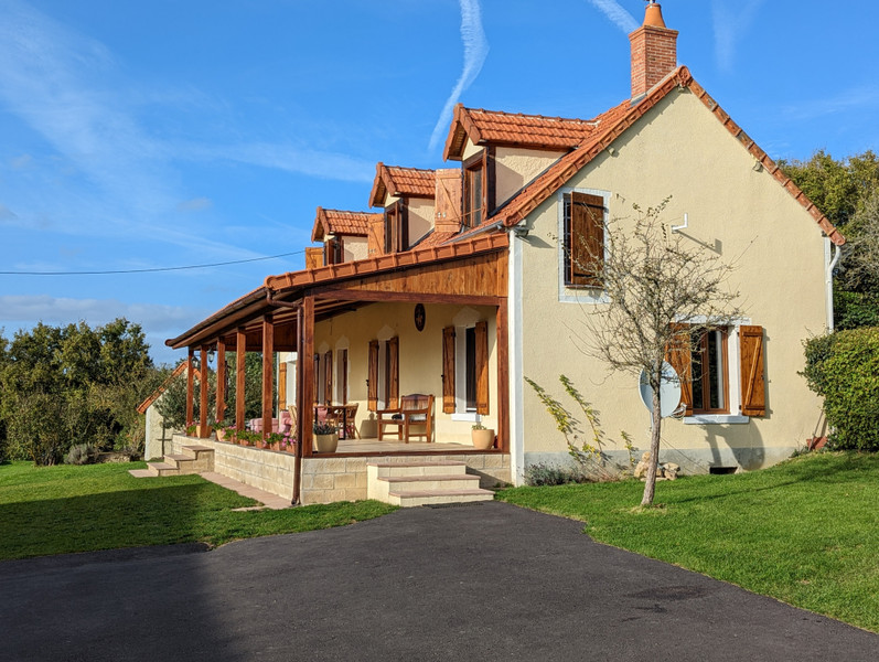 French property for sale in La Châtre, Indre - &#8364;524,700 - photo 2