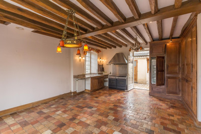 French property for sale in Freneuse, Yvelines - €345,750 - photo 3