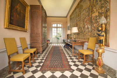 French property for sale in Clairac, Lot-et-Garonne - €1,000,000 - photo 3