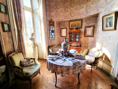 Impressive 19th century chateau set in 15acres of land and fishing lake close to Vitré
