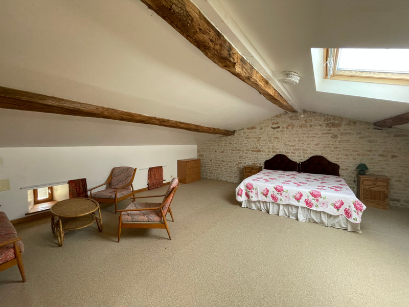 French property for sale in Chef-Boutonne, Deux-Sèvres - €147,695 - photo 9