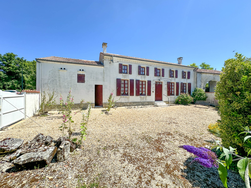 Maison à vendre à Sonnac, Charente-Maritime - 130.800 € - photo 1