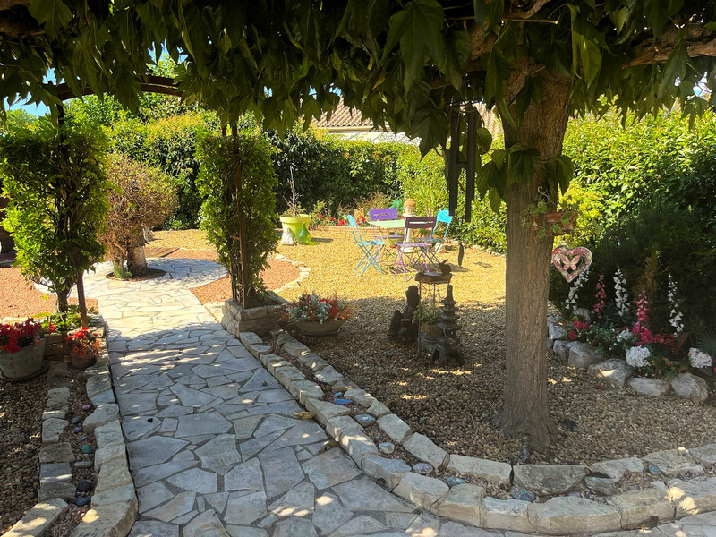 French property for sale in Saint-Chinian, Hérault - €250,000 - photo 9