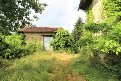 Grange à vendre à Vayres, Haute-Vienne, Limousin, avec Leggett Immobilier