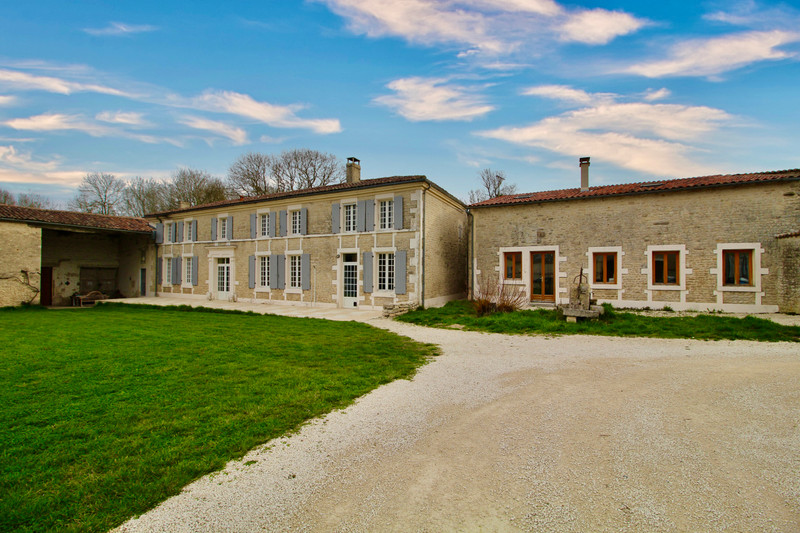 French property for sale in Le Gicq, Charente-Maritime - photo 7