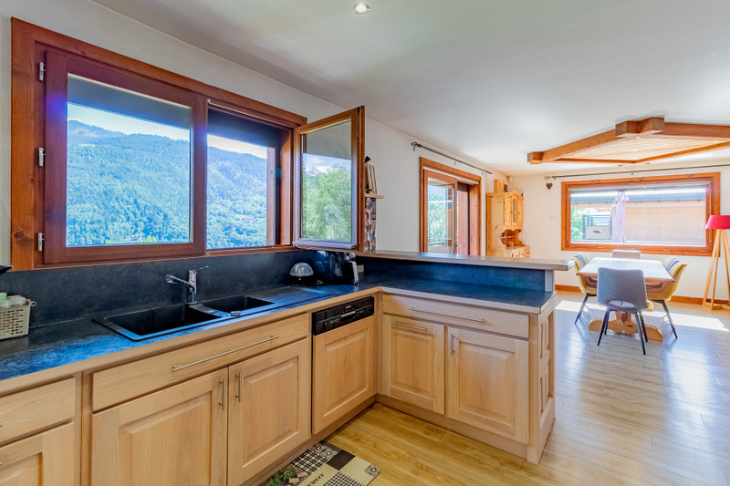 Ski property for sale in Courchevel Le Praz - €999,000 - photo 1