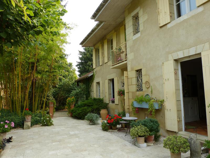 French property for sale in Pineuilh, Gironde - &#8364;550,000 - photo 3
