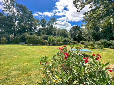 French property for sale in Mons, Charente-Maritime - €504,275 - photo 4