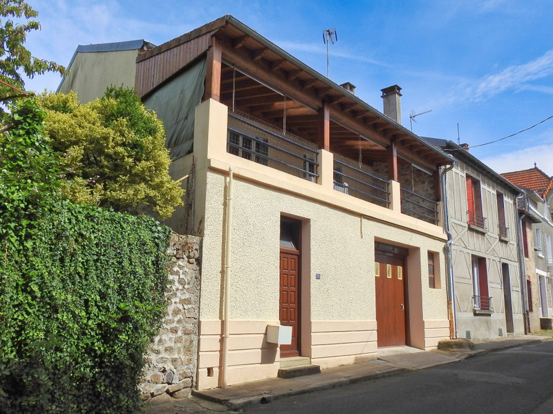 Maison à vendre à Châteauponsac, Haute-Vienne - 70.000 € - photo 1