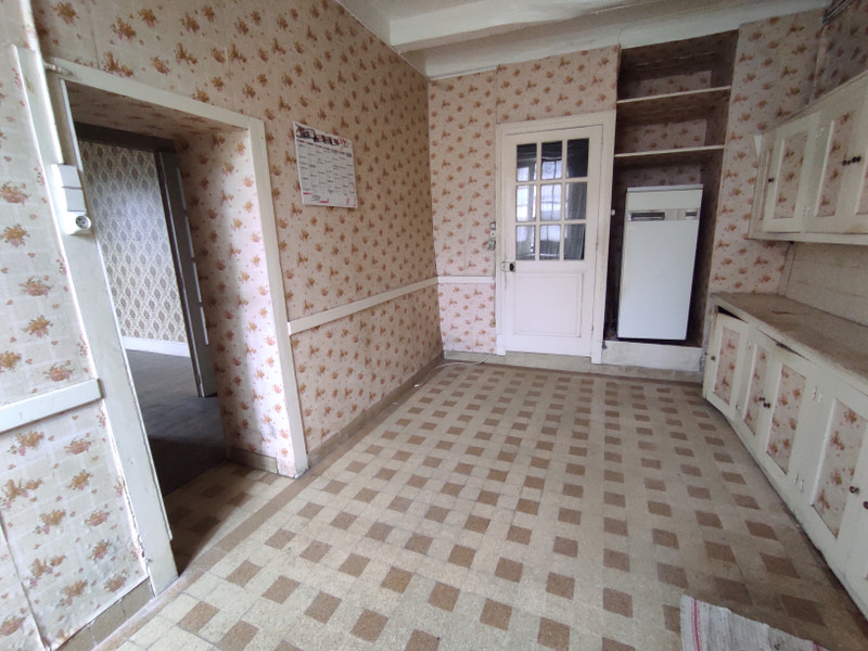 French property for sale in Saint-Romain, Vienne - &#8364;48,600 - photo 4