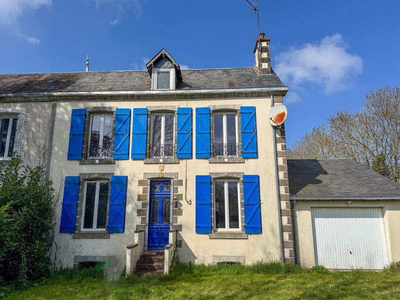 Maison à vendre à Beugnon-Thireuil, Deux-Sèvres - 135.000 € - photo 1