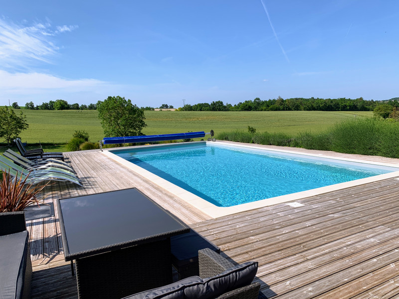 French property for sale in Bonnes, Charente - €345,000 - photo 2