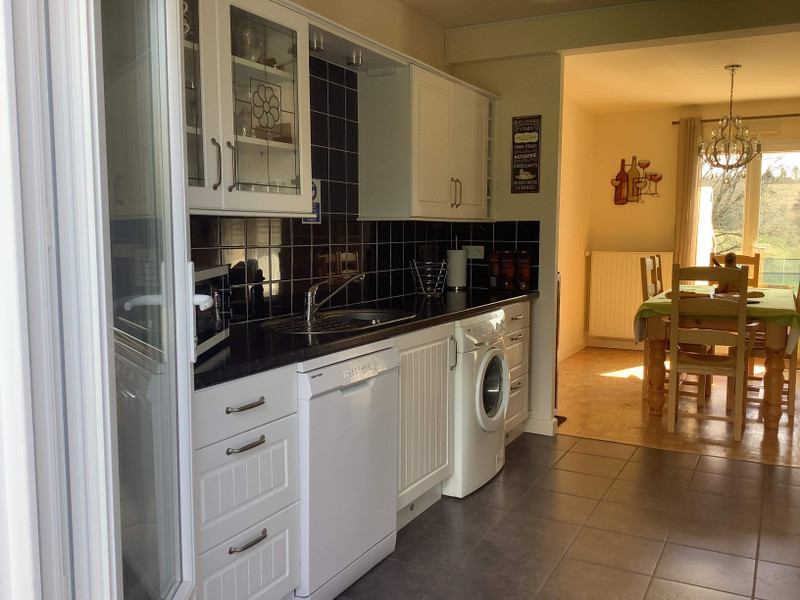 French property for sale in Kernascléden, Morbihan - &#8364;344,500 - photo 8