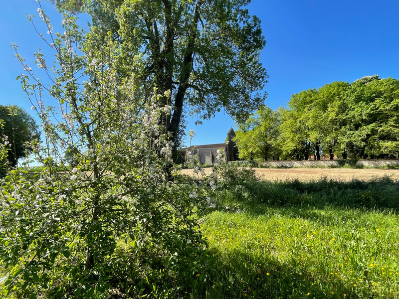 French property for sale in Romazières, Charente-Maritime - €104,500 - photo 11