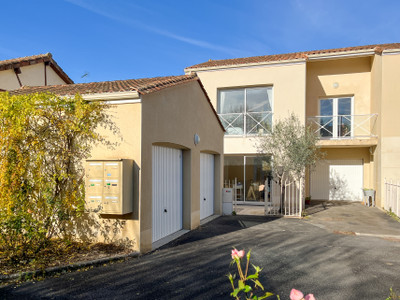 Maison à vendre à Ruffec, Charente, Poitou-Charentes, avec Leggett Immobilier