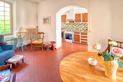 French property for sale in Apt, Vaucluse - €135,000 - photo 2