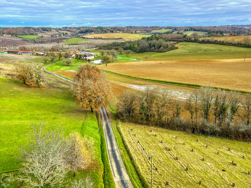 French property for sale in Beleymas, Dordogne - €296,800 - photo 2