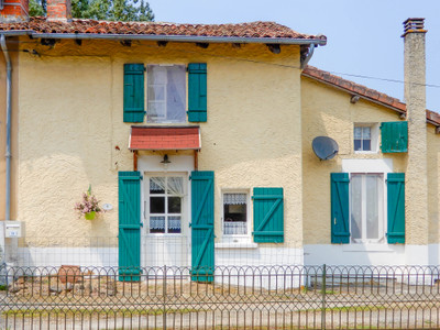 Maison à vendre à Saint-Quentin-sur-Charente, Charente, Poitou-Charentes, avec Leggett Immobilier