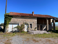 Maison à vendre à Baignes-Sainte-Radegonde, Charente - 246.100 € - photo 3