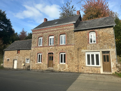 house for sale in Mayenne