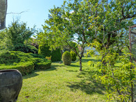 Maison à vendre à La Couronne, Charente - 231.000 € - photo 3