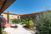 Maison à vendre à Boutenac, Aude - 1.190.000 € - photo 1