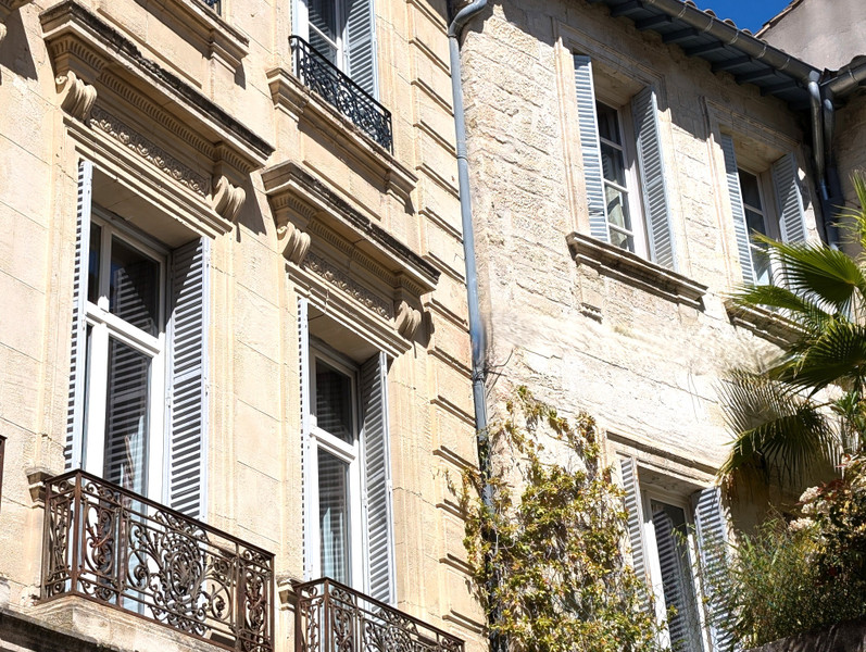 French property for sale in Avignon, Vaucluse - €580,000 - photo 2