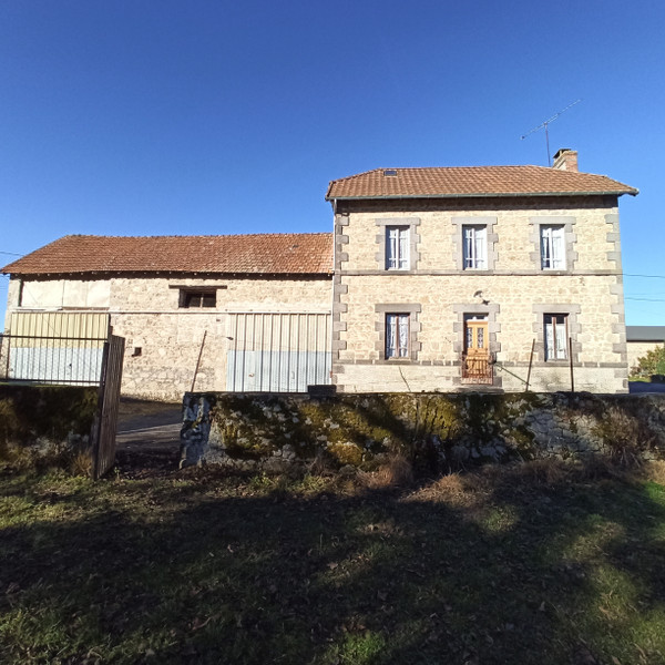 Maison à vendre à Fernoël, Puy-de-Dôme - 46 600 € - photo 1