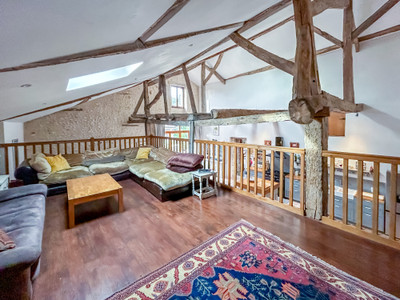 French property for sale in Saint-Léon-sur-l'Isle, Dordogne - €449,000 - photo 10