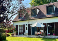 Maison à vendre à Rezay, Cher - 158.050 € - photo 1