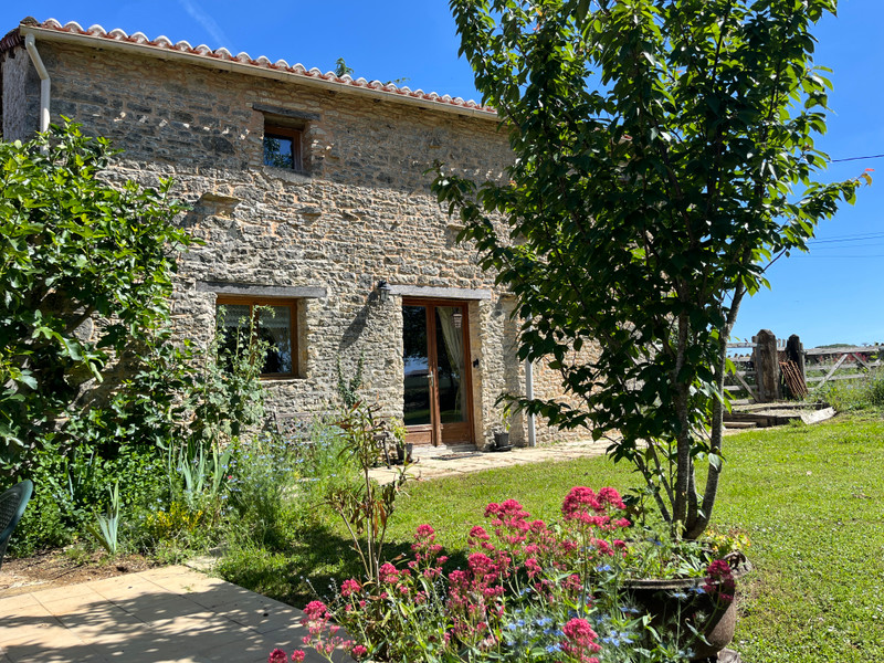 French property for sale in Poursac, Charente - €324,995 - photo 8