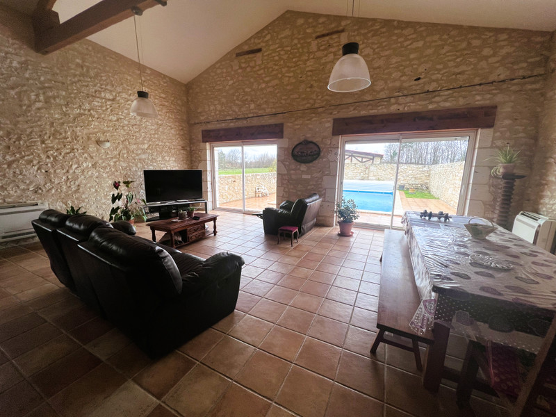 French property for sale in Margueron, Gironde - &#8364;549,900 - photo 5