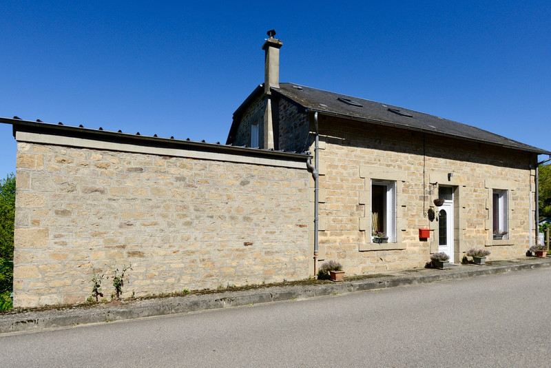 French property for sale in Affieux, Corrèze - €189,000 - photo 2