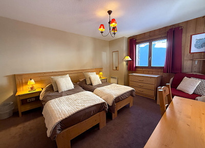 Ski property for sale in  - 1 300 000 € - photo 3