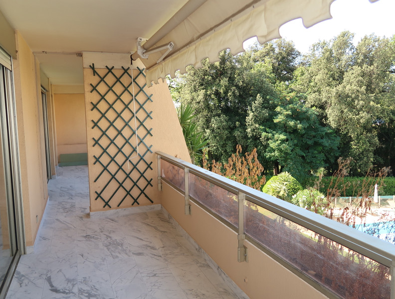 French property for sale in Nice, Alpes-Maritimes - €1,390,000 - photo 1