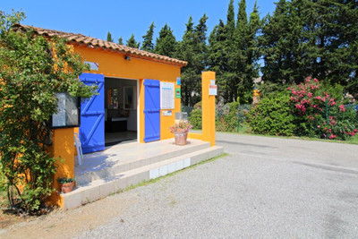 French property for sale in Fréjus, Var - €3,675,000 - photo 9