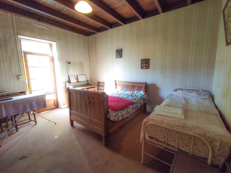 French property for sale in Nanteuil-en-Vallée, Charente - €108,000 - photo 7