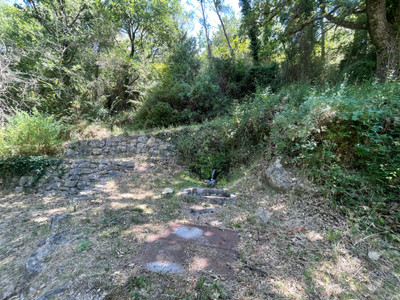 French property for sale in Tourrettes, Var - €65,000 - photo 4
