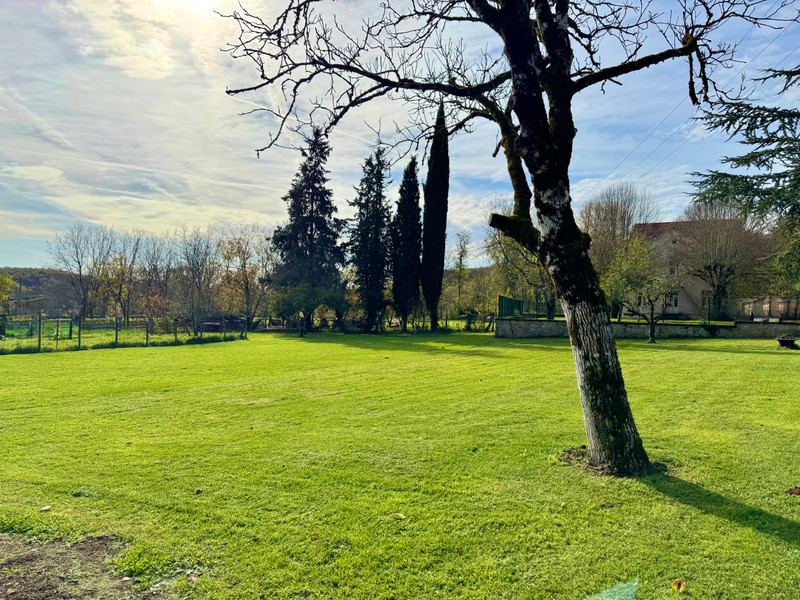 French property for sale in Caylus, Tarn-et-Garonne - €235,000 - photo 1