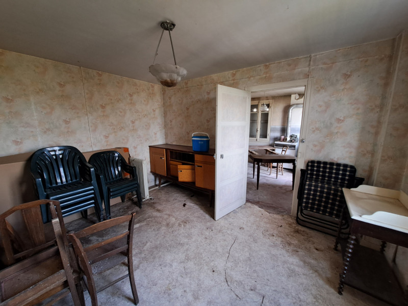 French property for sale in Gueugnon, Saône-et-Loire - €68,000 - photo 8