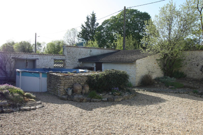 French property for sale in Chizé, Deux-Sèvres - €225,000 - photo 9