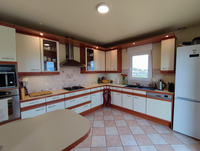 French property for sale in Vierville-sur-Mer, Calvados - €575,000 - photo 6