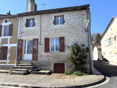 Maison à vendre à Gouex, Vienne, Poitou-Charentes, avec Leggett Immobilier