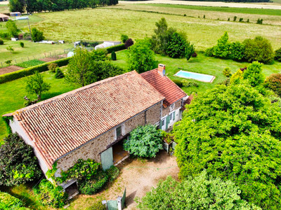 Maison à vendre à Nontron, Dordogne, Aquitaine, avec Leggett Immobilier