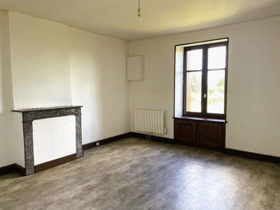 French property for sale in Pré-en-Pail-Saint-Samson, Mayenne - €69,000 - photo 4