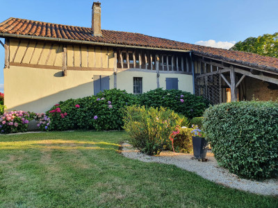 house for sale in Gers