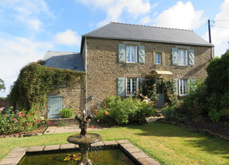 House for sale in Gorron Mayenne Charming Townhouse, 2 bedrooms