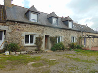 houses and homes for sale inPlussulienCôtes-d'Armor Brittany