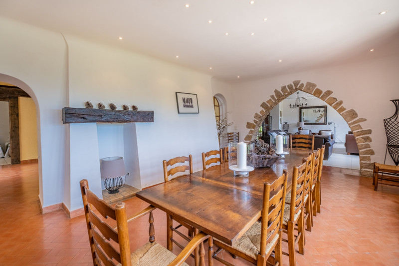 French property for sale in Cotignac, Var - &#8364;2,500,000 - photo 8